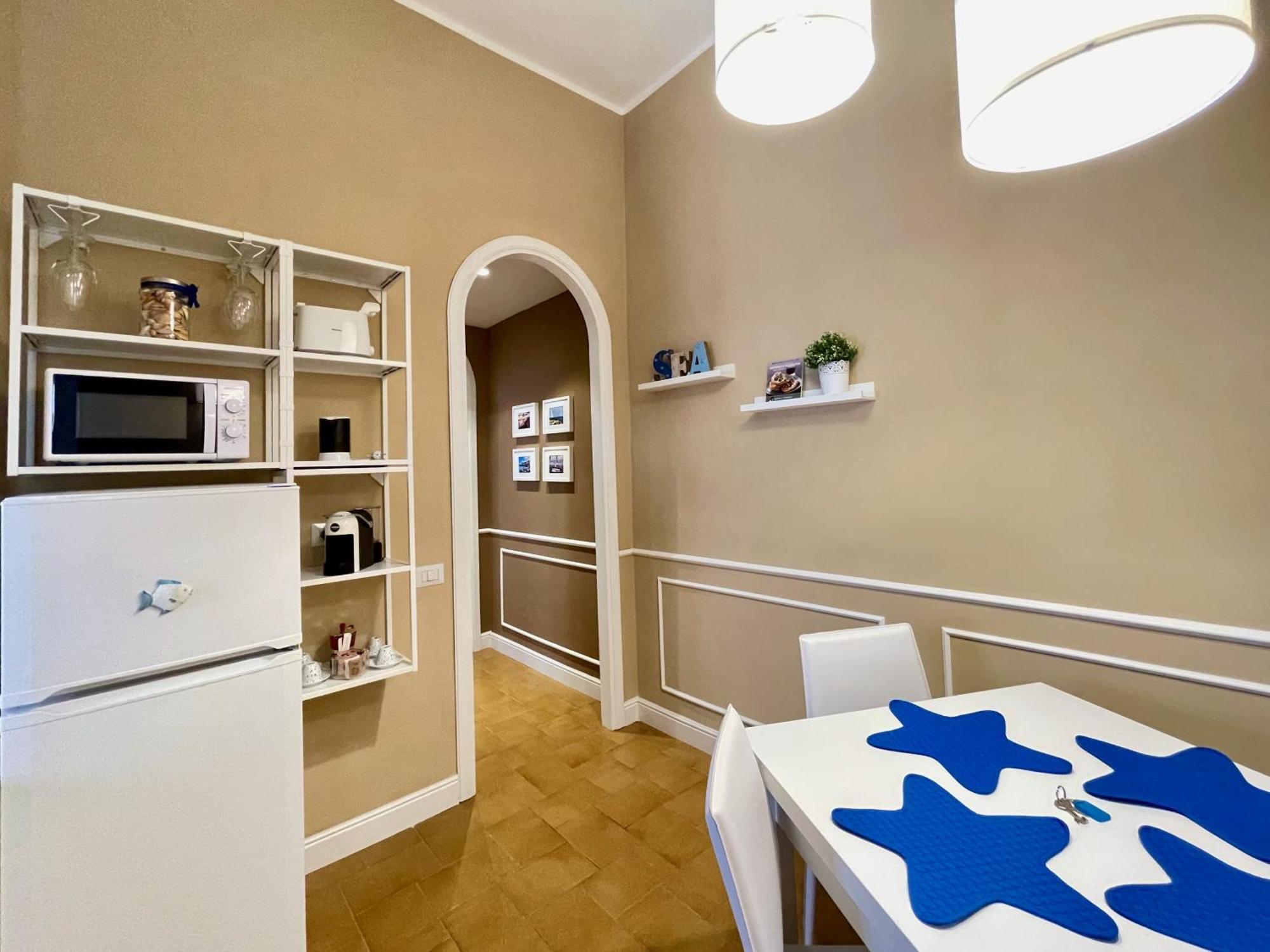 Casa Gramsci - Anzio Centro Appartement Buitenkant foto